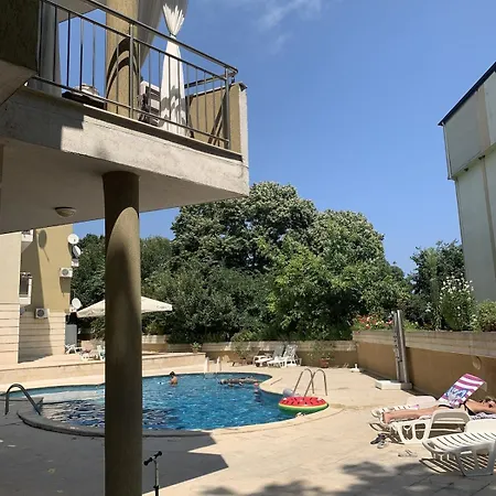 Apartment Kabakum With Pool Varna